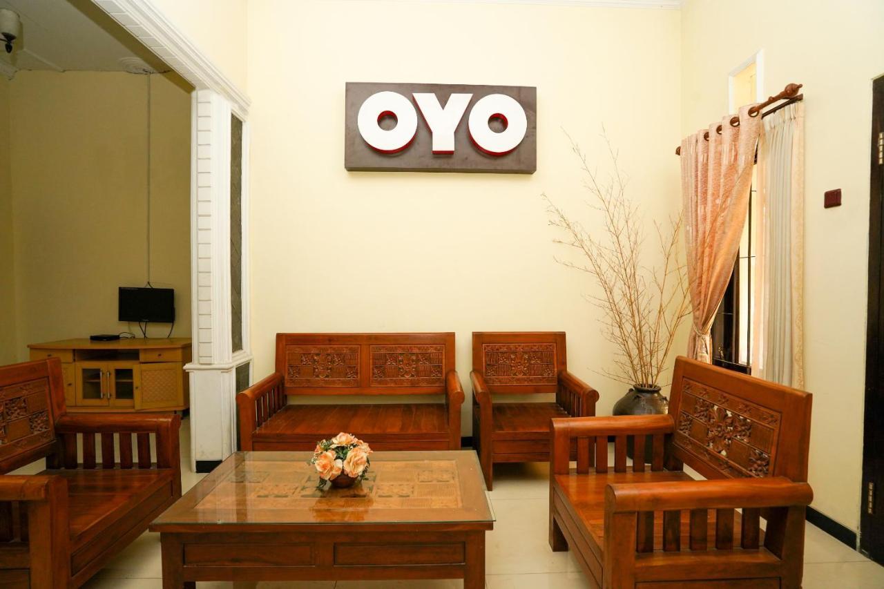 Oyo 1087 Homestay Potato House Bromo Exterior foto